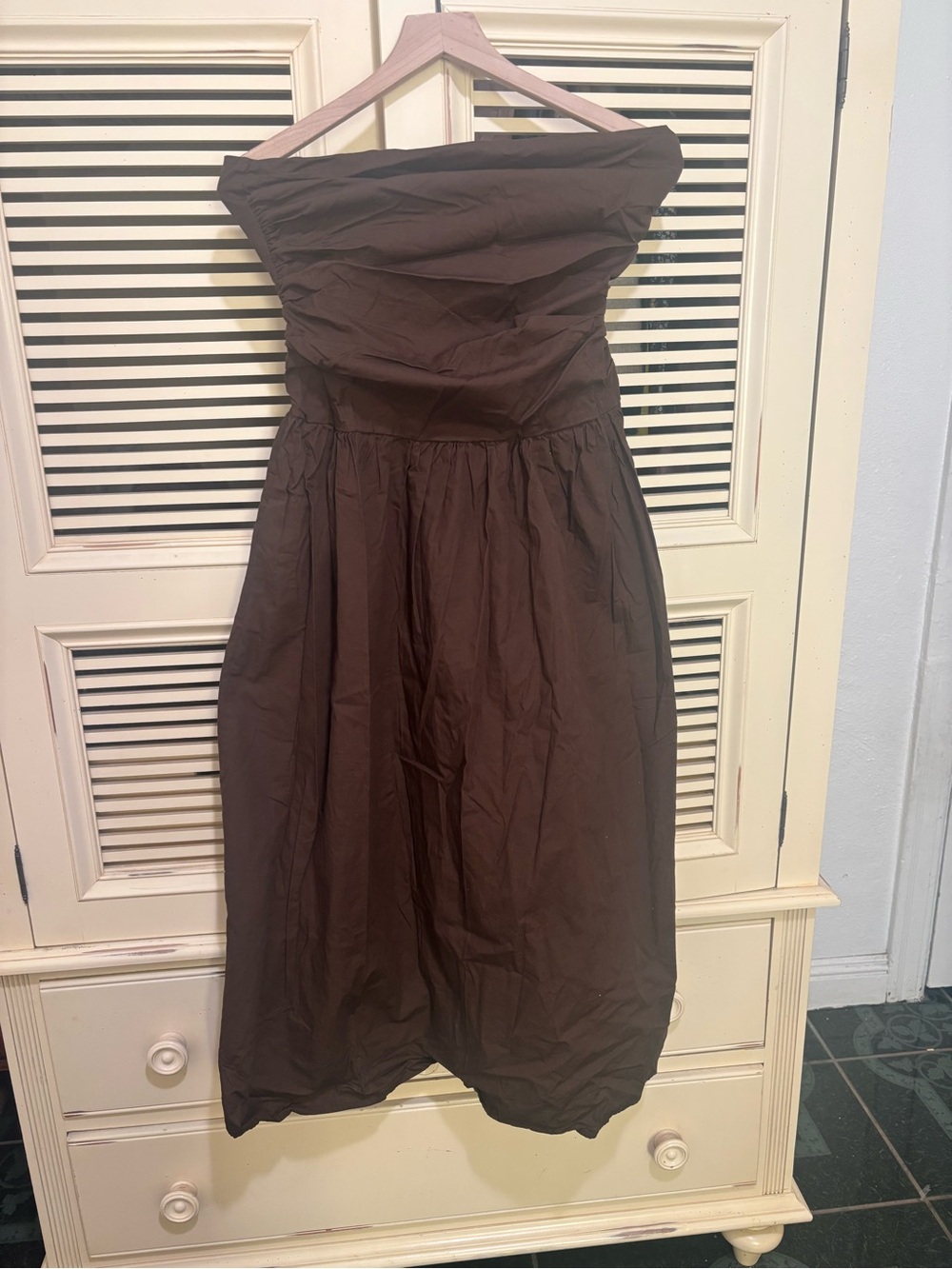 Strapless Brown Midi Dress with Gathered Skirt